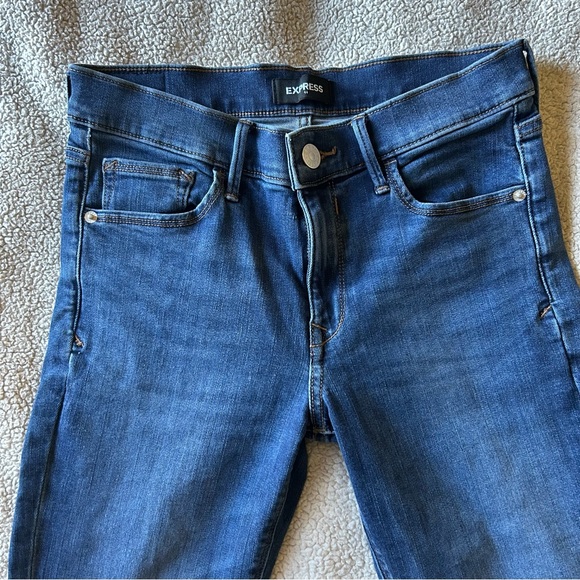 Express Ultimate Stretch Legging Mid-Rise Women’s Jeans - 4R - Picture 9 of 9